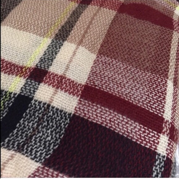 ❣️SALE❣️Soft Blanket Scarf burgundy/black/cocoa - Picture 2 of 4