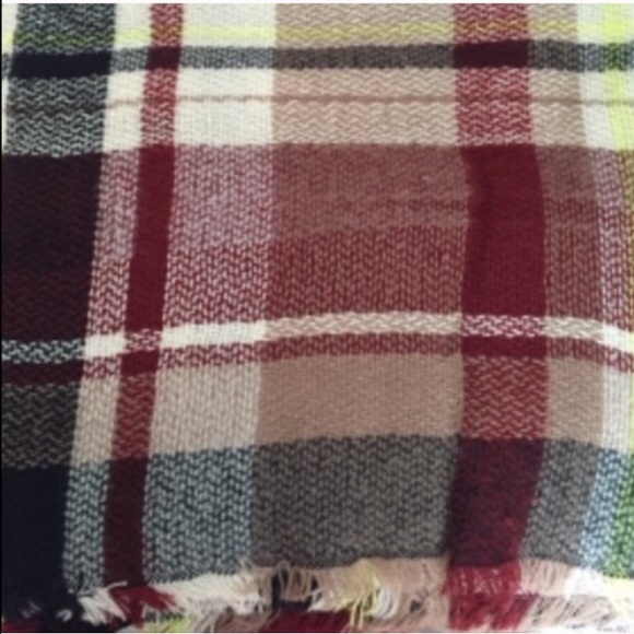 ❣️SALE❣️Soft Blanket Scarf burgundy/black/cocoa - Picture 4 of 4