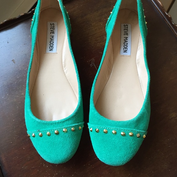 ‼SOLD‼ Green Steve Madden "Kstudd" flats - Picture 3 of 3