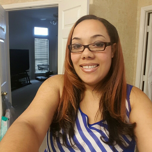 Meet your Posher, Tiffany - Picture 1 of 1