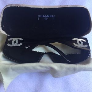 Chanel Sunglasses 💯Authentic