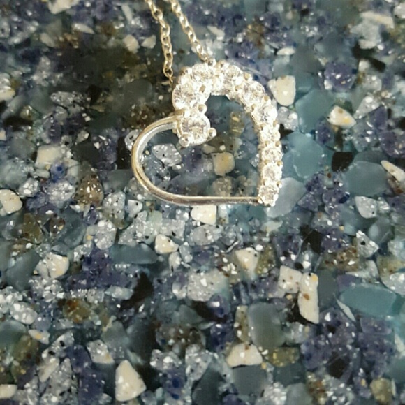 Silver Heart necklace - Picture 2 of 2