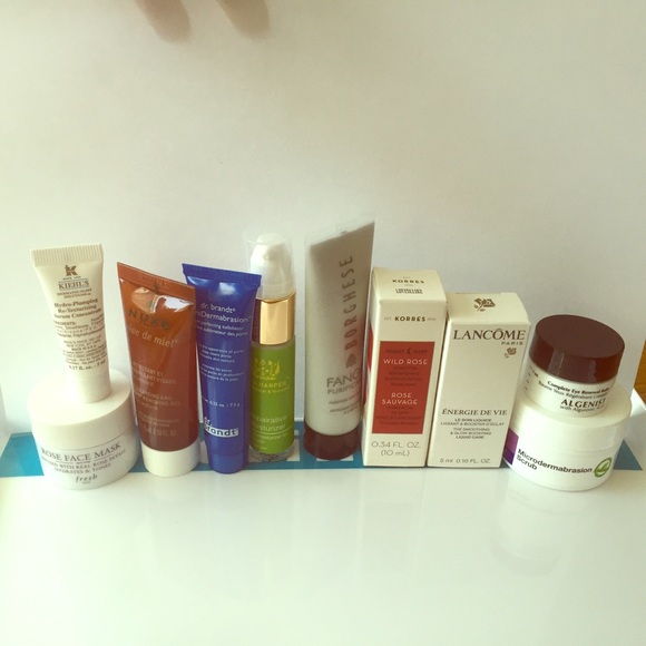 Deluxe skincare sample set!
