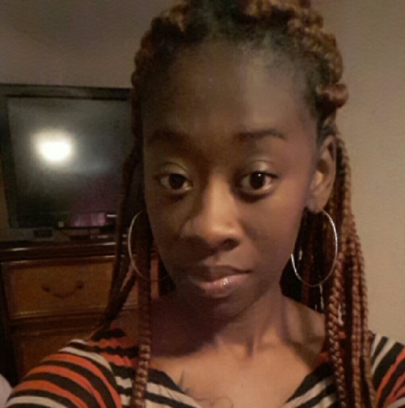 Meet your Posher, Comillia