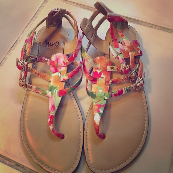 Summery Sandals!