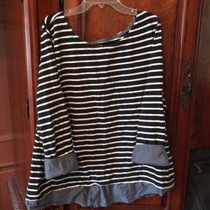 Striped 3/4 sleeve top (1X) with Jean details