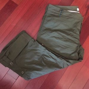 Croped pants with a slight flare (US 18)