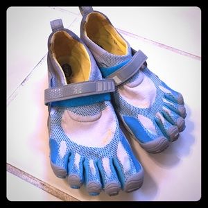 Women's Vibram Bikilas