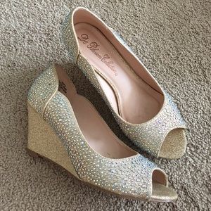 Gold sparkly wedge heels