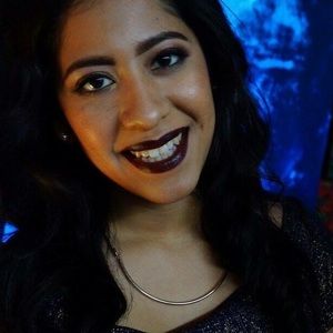 Meet your Posher, Ana