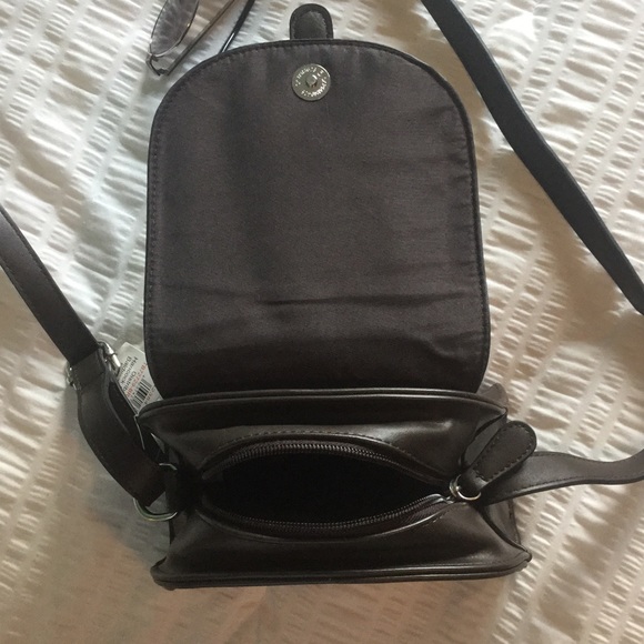 Brown leathercrossbody/shoulder saddle purse - Picture 4 of 4