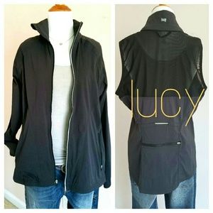 Lucy Athletic Jacket w/Removable Sleeves