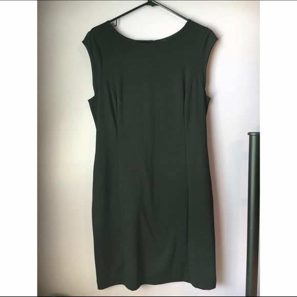 Black bodycon dress