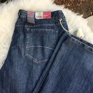 Lowest Rise Bootcut Mossimo Jeans👢