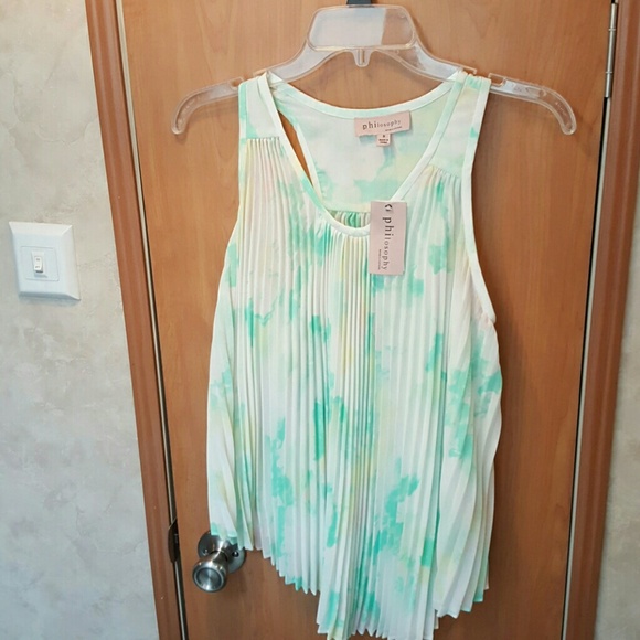 Shirt - Picture 1 of 2