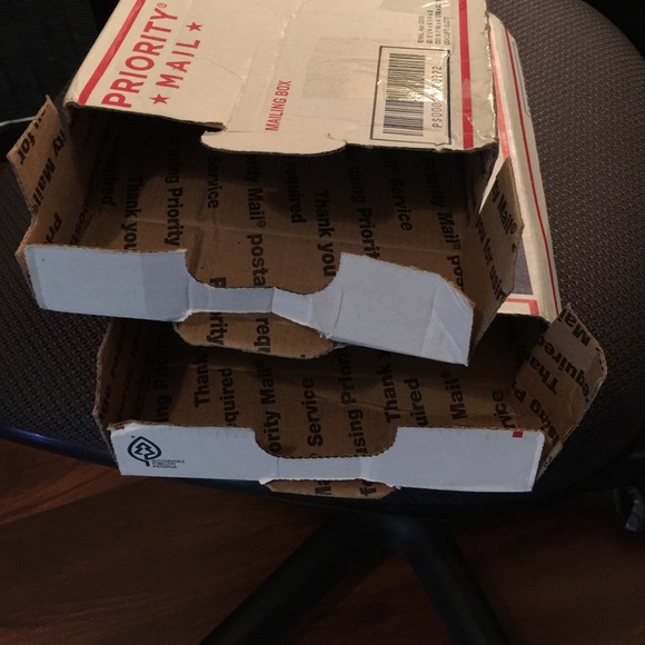 mailing info tape both ends of mailing boxes