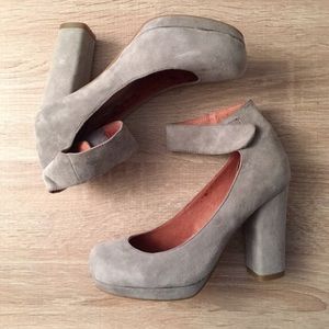 Jeffrey Campbell Aurora Suede Pumps