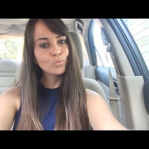 Meet your Posher, Sydneh