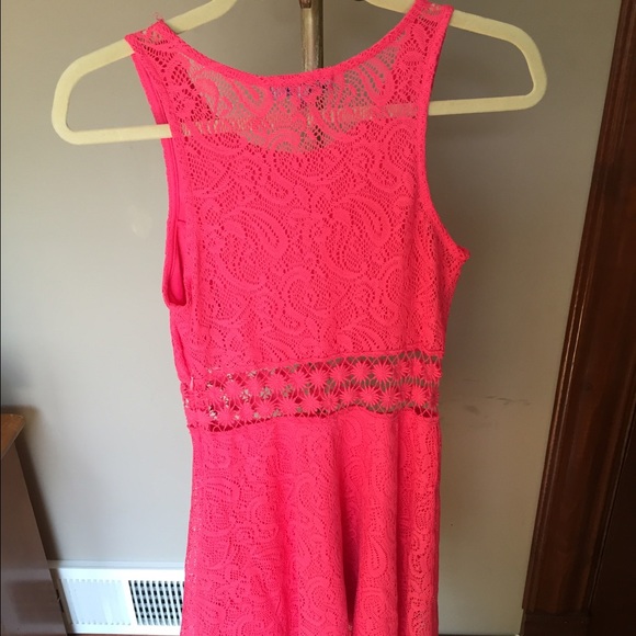NWOT Pink Lace Dress - Picture 3 of 3