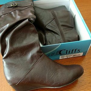 Brown Boots.  Never worn.  Size 10
