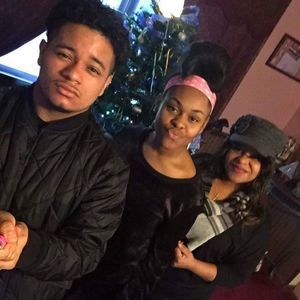 Meet your Posher, Deanna