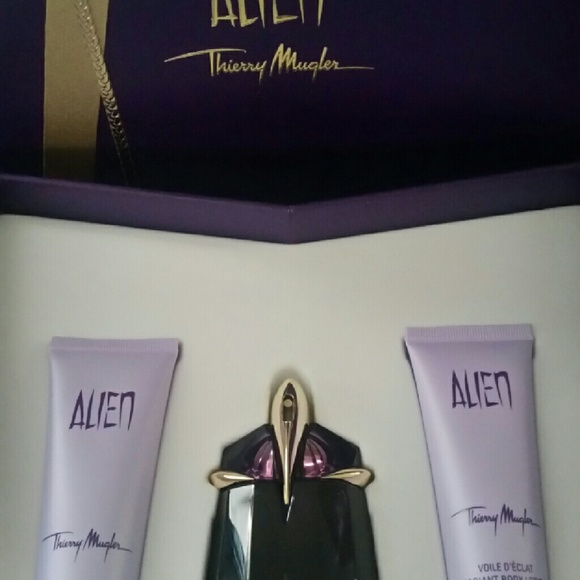 Alien Radiant Perfume & Lotions Set-Thierry Mugler