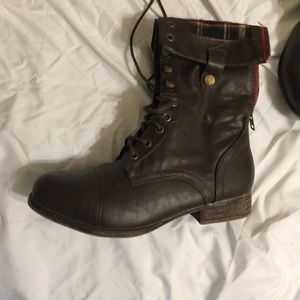Bamboo combat boots