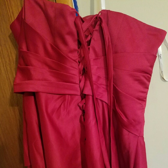 Red Dress - Picture 2 of 3