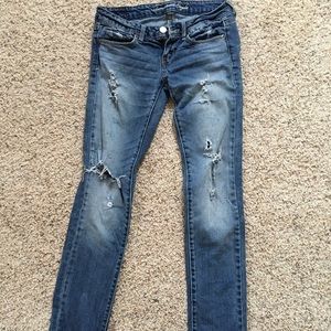 American Eagle distressed skinny jeans