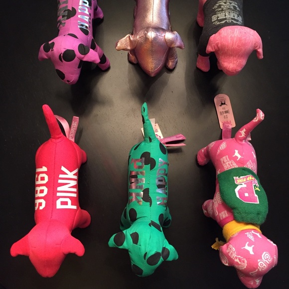 VS PINK mini dogs