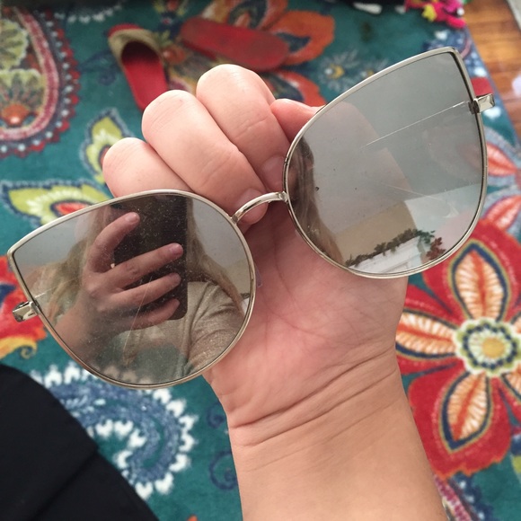 cat eye silver mirror frames