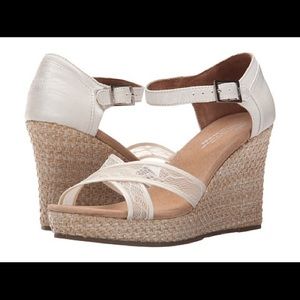 Toms Wedges
