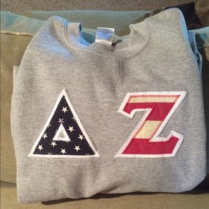Delta Zeta (DZ) Letter Crewneck