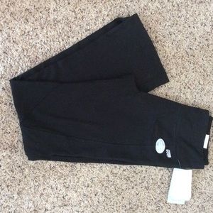 Marika Yoga Pants Size Large NWT