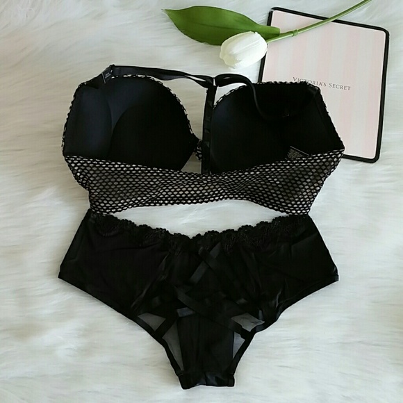 Victoria Secret Bombshell ADDS 2 CUP Bra Set. NWT. - Picture 4 of 4