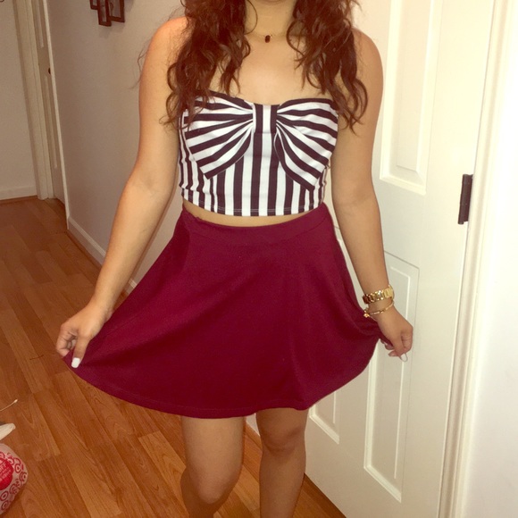 Very cute black and white crop top