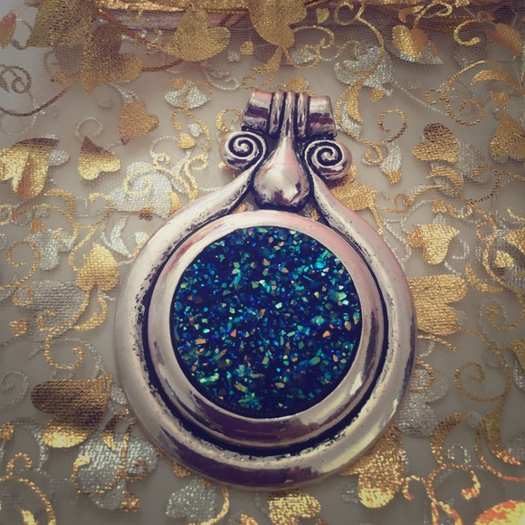 Metallic Blue Antique Pendant - Picture 1 of 4