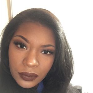 Meet your Posher, Astashia