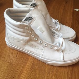 Vans High Top White Skate Shoes Women's 10 NWT