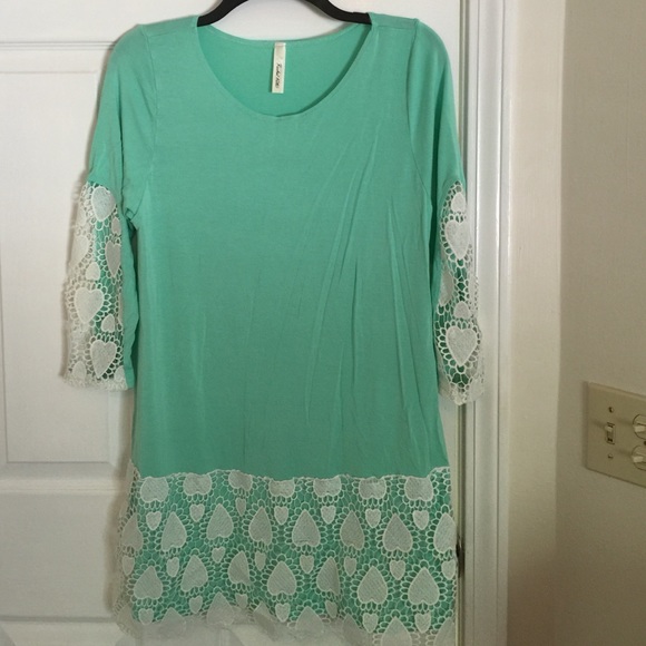 Beautiful Rachel Kate top - Picture 2 of 3