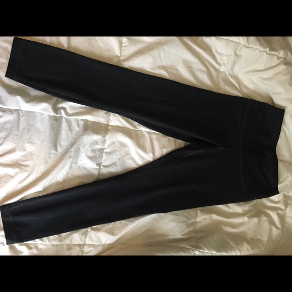 lululemon pant snake pattern