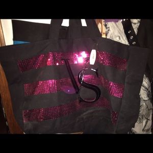 Victoria's Secret LARGE zipper tote