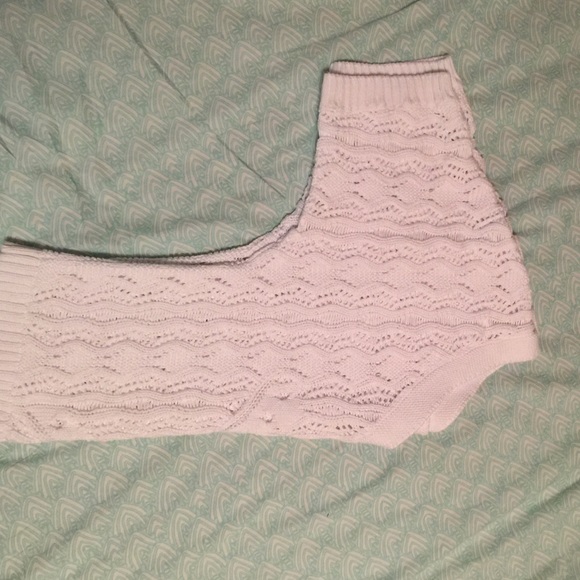 Sweater - Picture 2 of 3