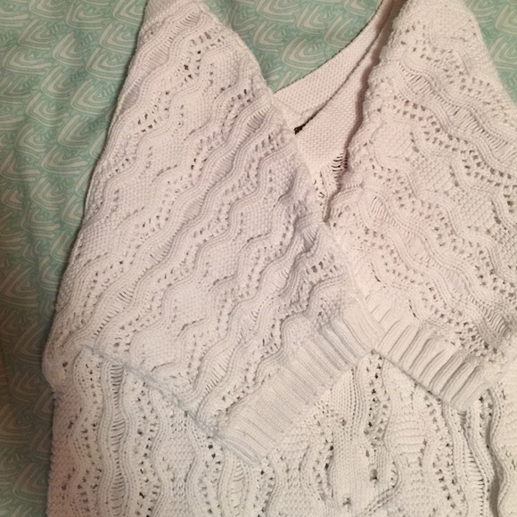 Sweater - Picture 3 of 3