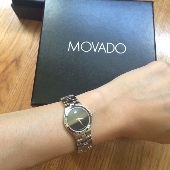 REDUCED! LIKE NEW! beautiful Movado women\'s watch.