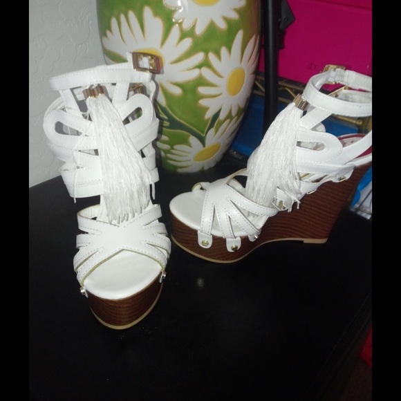 White tassel wedges