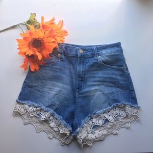 💛High-Waisted Shorts💛