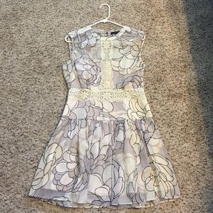 BCBG Dress Size 6. EUC.
