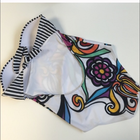 Floral swimming suit one piece sw123 - Picture 4 of 4