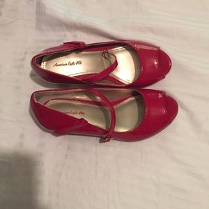 Girls red peep-toe shoes size 1